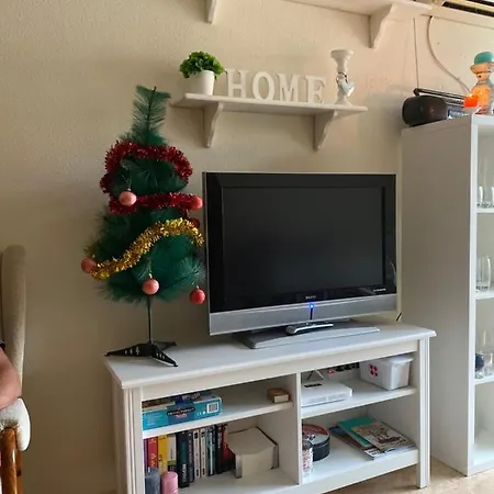 Appartement vue latérale mer Torrevieja Apartamento